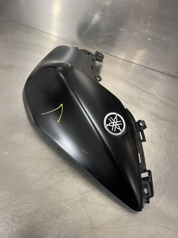 Yamaha MT125 2020-2025 Tank kåpe venstre
