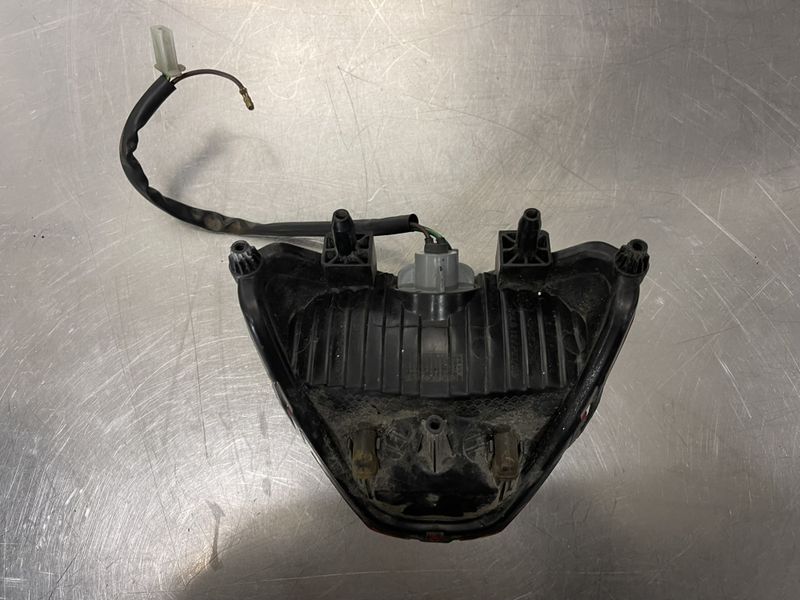 Honda CBR 125 2012 Baklykt 