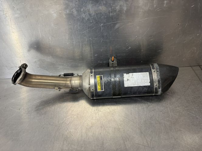 Hovedbilde KTM DUKE 125 2017 Akrapovic lyddemper 