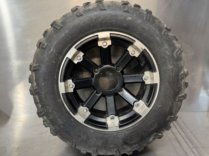 Hovedbilde Can-Am Oulander 650 2016 Framfelg