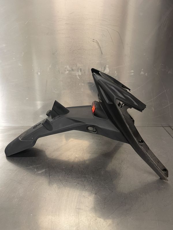 Piaggio Typhoon 50 2T 2020 Bakskjerm/ skiltoppheng 