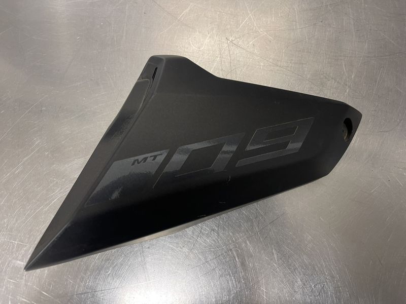Yamaha MT 09 2019 Kåpe venstre