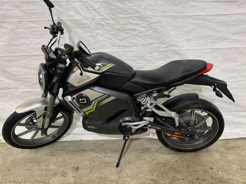 Super Soco TSX 2024 EL moped