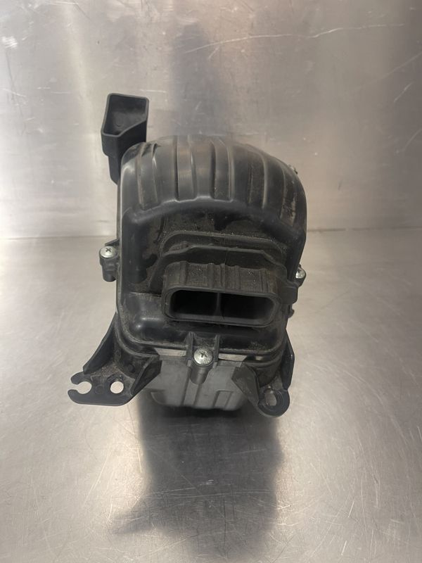 Honda CBR 125 2015 Luftfilterboks 