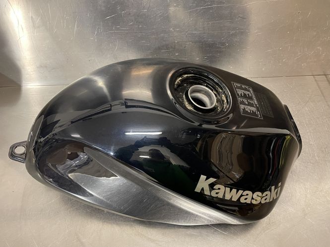 Hovedbilde Kawasaki ER5 2005-2006 Bensintank