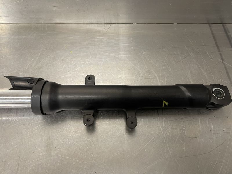 Kawasaki Z125 2024 Gaffelbein venstre