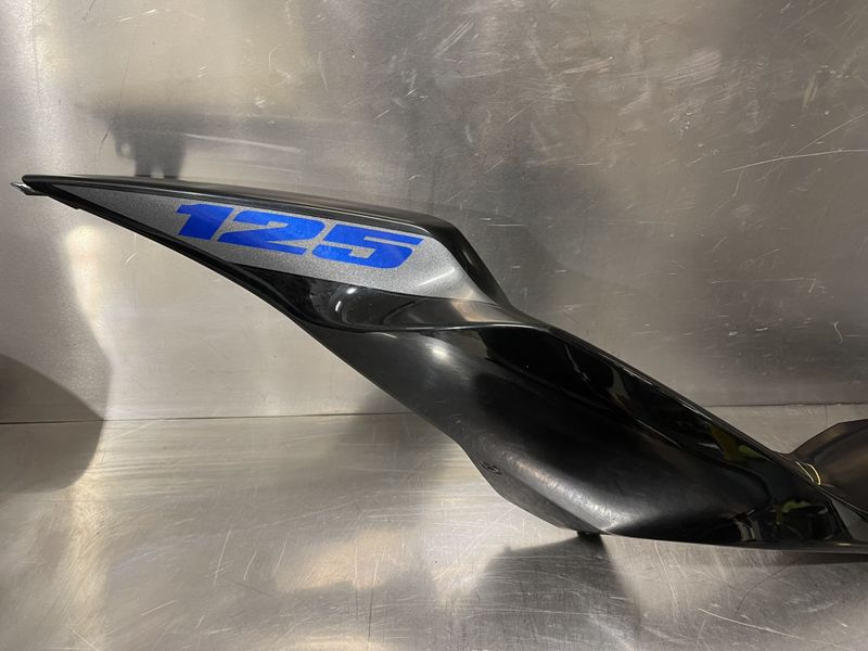 Suzuki GSX-S 125 2023 Kåpe bak høyre