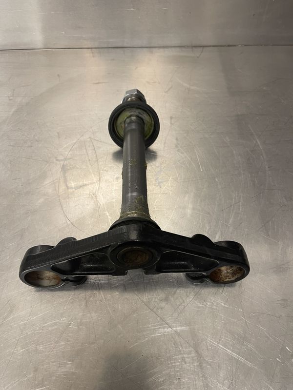 Yamaha YZF R125 2008-2013 Styrekrone nedre del