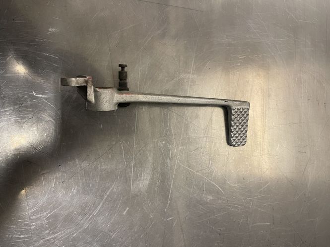 Hovedbilde Yamaha R6 1999 Bremsepedal 