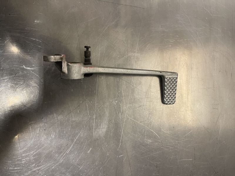 Yamaha R6 1999 Bremsepedal 