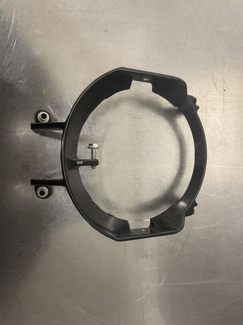 Hovedbilde Husqvarna Svartpilen 401 2023 Frontlykt brakett 