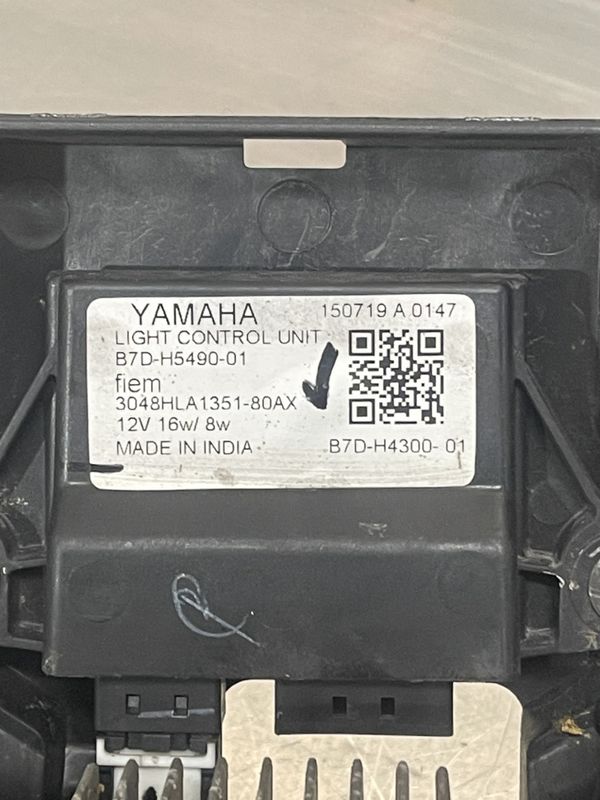Yamaha MT125 2020-2025 Frontlykt 
