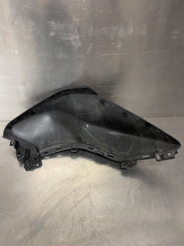 Yamaha MT125 2020-2025 Tank kåpe venstre