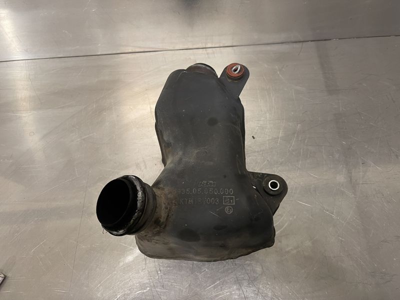 KTM Duke 125 Eksospotte 