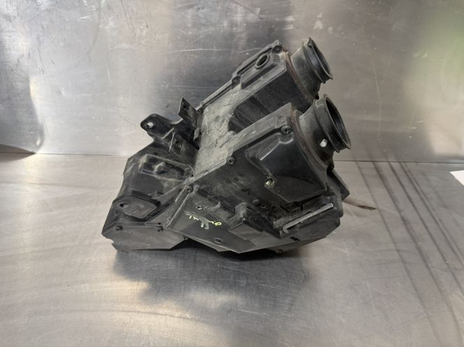 Hovedbilde Triumph Bonneville T100 2009 Luftfilterboks