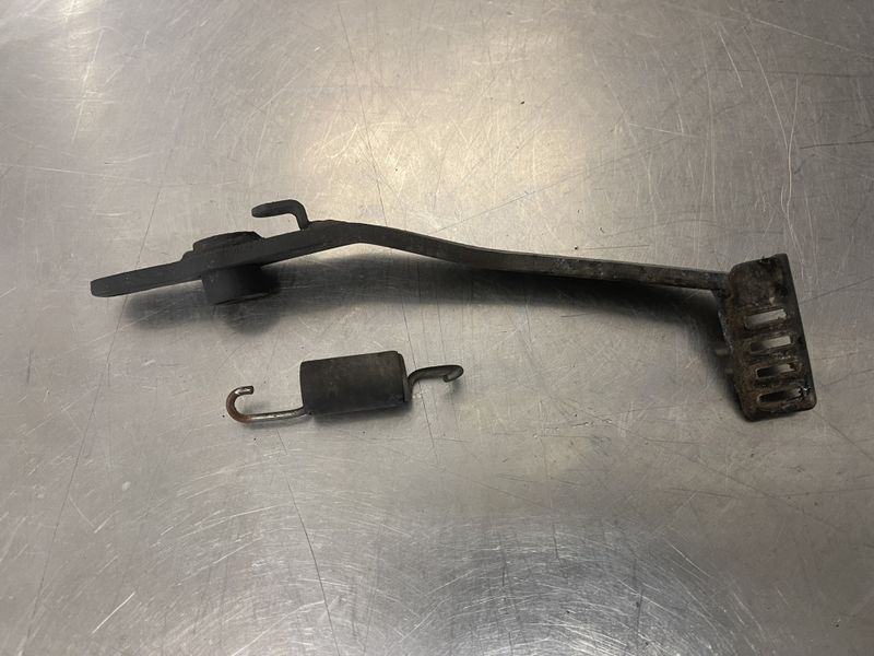 Honda CBR 125 2009 Bremsepedal