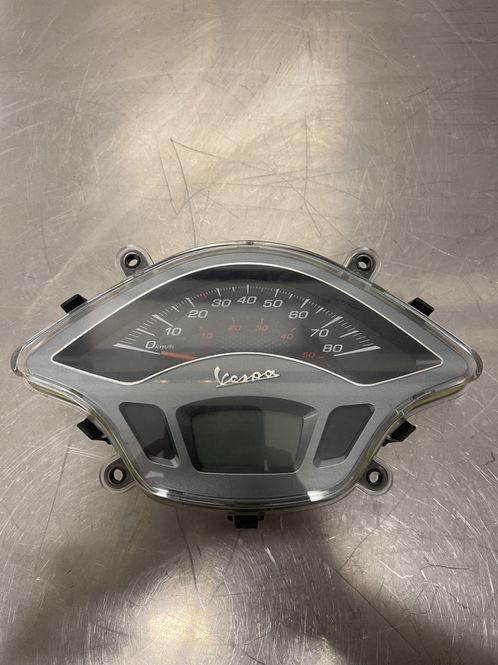 Hovedbilde vespa primavera 50 Speedometer