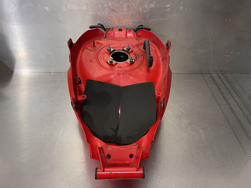 Honda CBR 125 2015 Bensintank