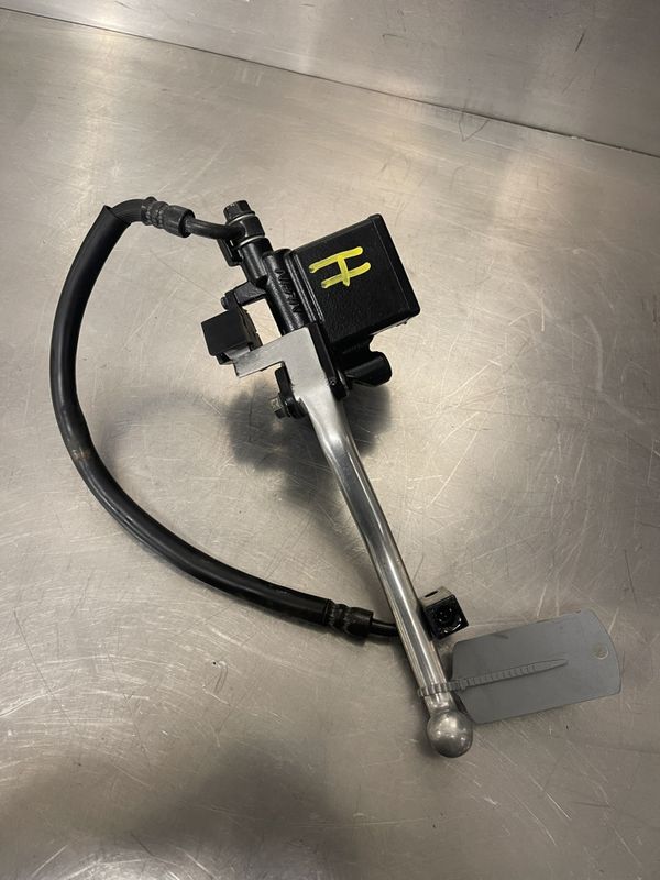 Honda FORZA NSS 125 2017 Bremsepumpe frambrems