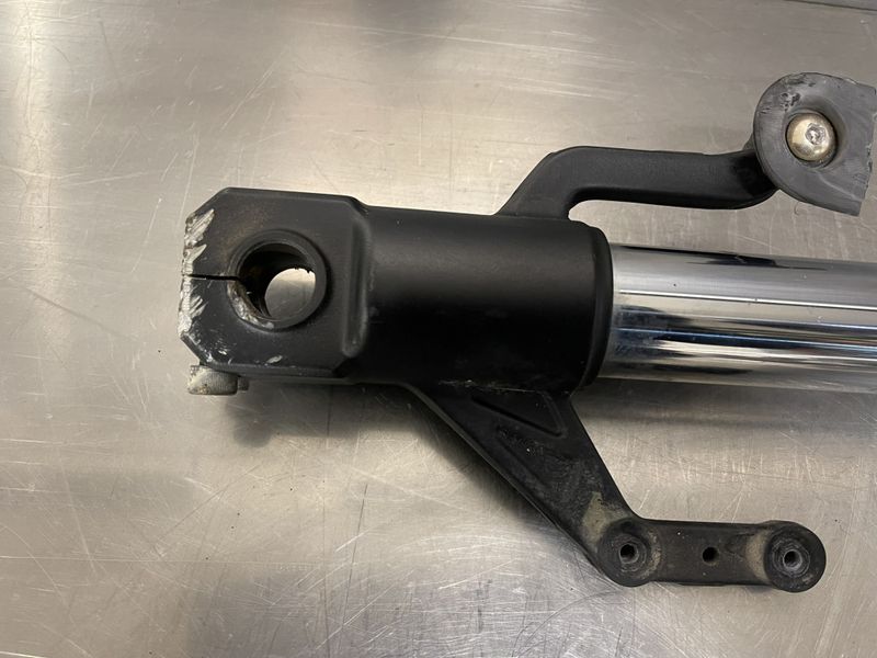 Yamaha MT 125 2015-2019 Gaffelbein høyre