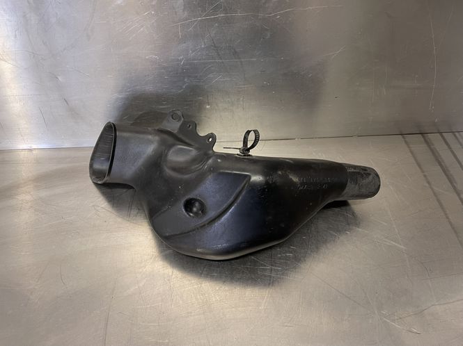 Hovedbilde Suzuki GSX-R Hayabusa 1300 2002 Luftinntak venstre