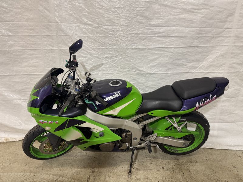 Kawasaki Ninja ZX-6R 