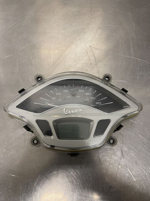 Hovedbilde vespa primavera 50 Speedometer
